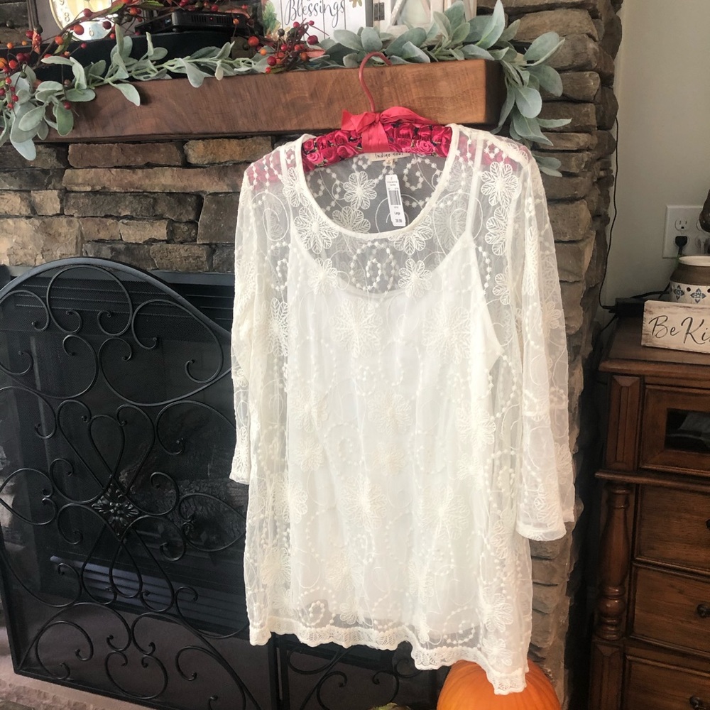 Indigo Soul Embroidered Tunic with shell. size L